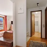 Bilocale Vista Monte Bianco 公寓