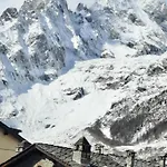 Apartment Bilocale Vista Monte Bianco Courmayeur