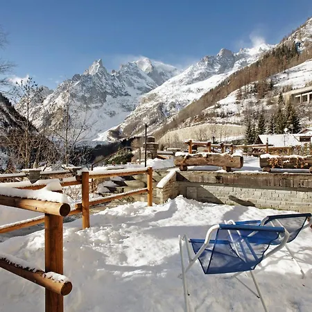 Appartement Bilocale Vista Monte Bianco